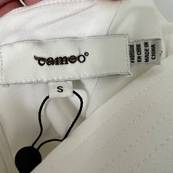 Cameo Wrap It Up Womens Halter Mini Dress Ivory Belted Faux Wrap size Small - Picture 11 of 16